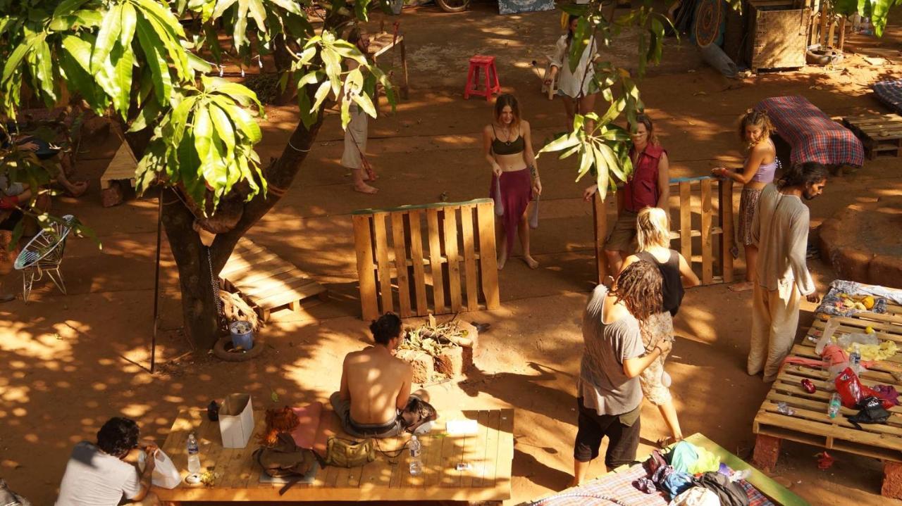Namahstay Eco Hostel & Coworking & Art Community Spaceアランボル エクステリア 写真