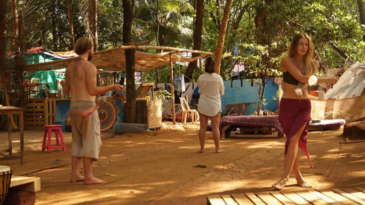 Namahstay Eco Hostel & Coworking & Art Community Spaceアランボル エクステリア 写真